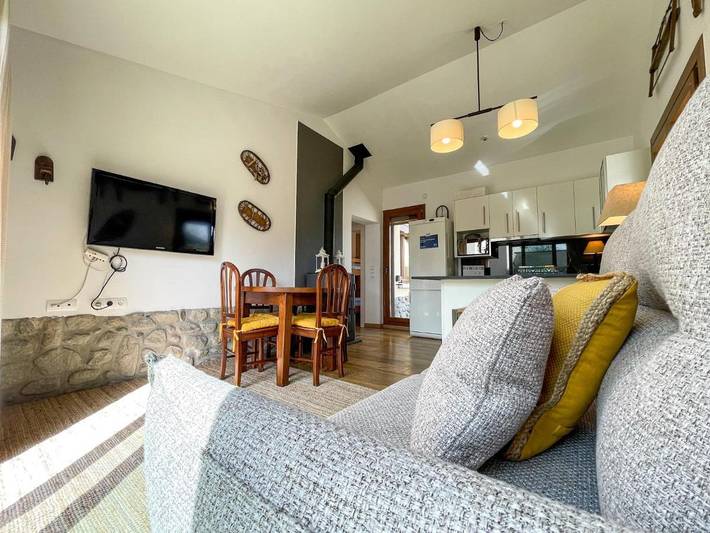 Location de vacances pour 6 personnes, avec jardin à Bourg-Madame - 3