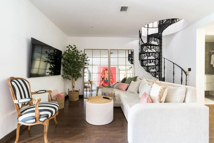 Ferienwohnung für 6 Personen, mit Ausblick und Balkon - 1