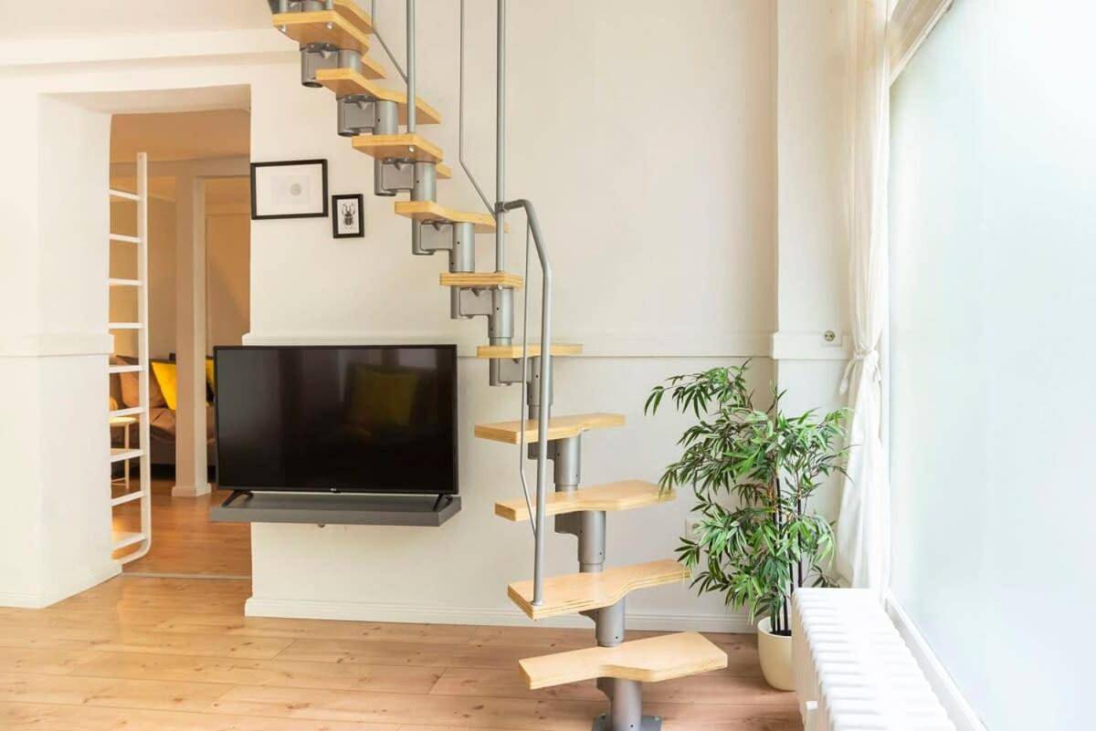 Ganze Wohnung, Stylish Loft Apartment plus Selfcheckin plus Street Parking in Neukölln Berlin, Berlin