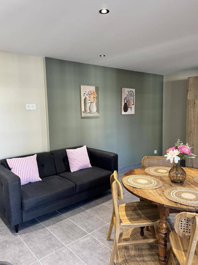 Gîte pour 4 personnes, avec terrasse dans Plage Saint-Martin - 4
