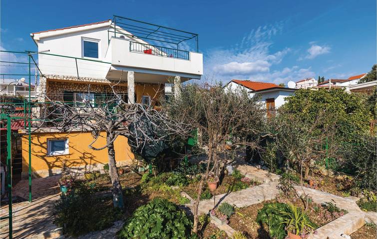 Apartament wakacyjny dla 4 osób, z taras w Seget Vranjica