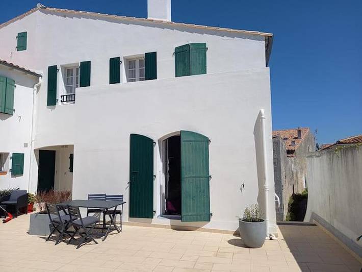 Gîte pour 4 personnes, avec balcon dans Port De Saint Martin De Re