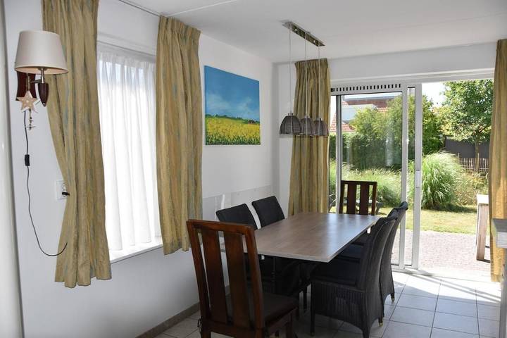 Ferienhaus für 6 Personen, mit Terrasse und Whirlpool sowie Garten und Sauna in Scharendijke - 2