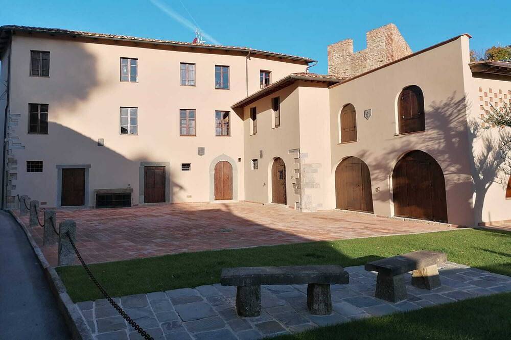 Ganze Wohnung, Apt. La Stalla - \"Brunelleschi Manor\" Mittelalterresort in Vicopisano, Pisa Provinz
