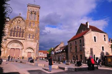 Hôtel pour 2 personnes, avec vue et terrasse à Vézelay