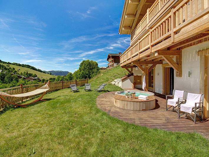 Chalet pour 16 personnes, avec vue et terrasse à Le Grand-Bornand - 2