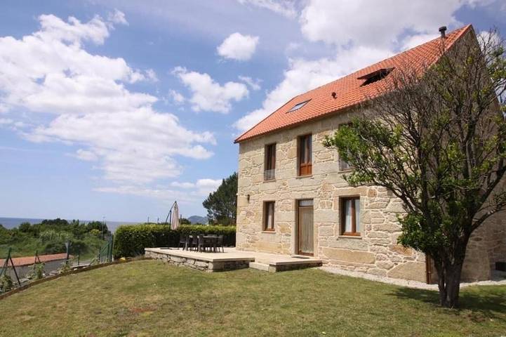Casa vacanza per 10 persone, con Terrazza e Giardino nonché Vista lago e Panorama a Muros-Galizia