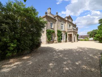 Cottage for 33 People in Gillingham (Dorset), Dorset, Photo 1