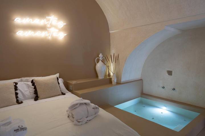 Chambre d’hôte pour 2 personnes, avec Jacuzzi à Fasano