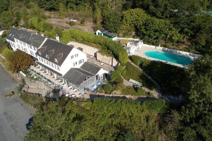 Hotel for 2 people, with garden and pool as well as view, with pets - 1