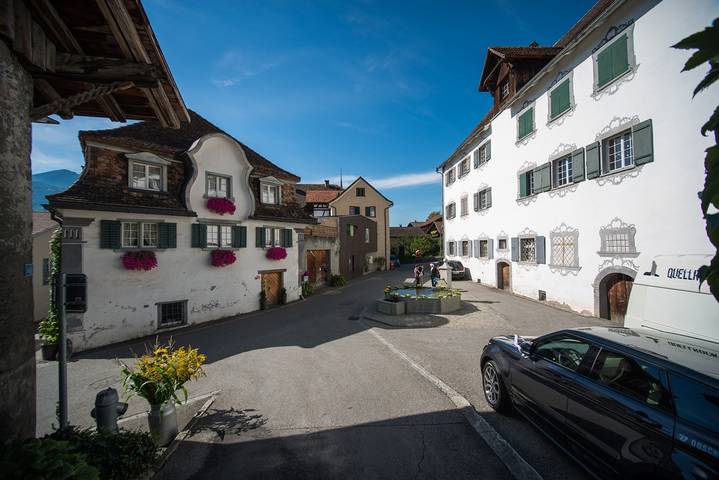 Ganze Ferienwohnung, Haus Meierhüsli Ferienwohnung - Ferienwohnung in Malans GR, Malans