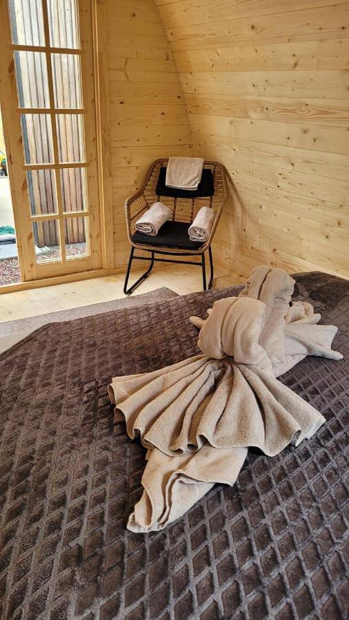 Gîte pour 2 personnes, avec jardin et piscine à Fiennes (homonymie) - 3