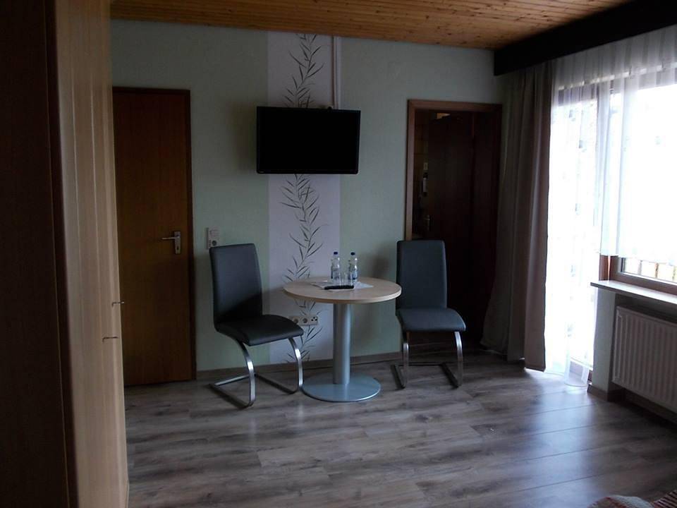 Tweepersoonskamer, douche, Wc in Morbach, Bernkastel-Kues en Omgeving