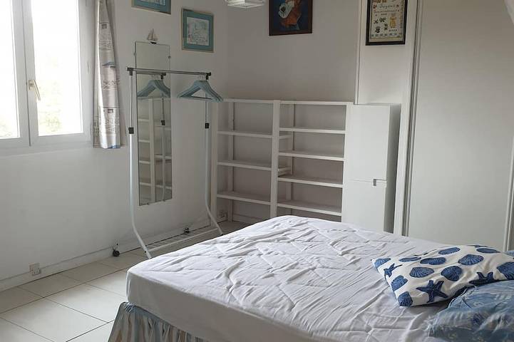 Location de vacances pour 11 personnes, avec jardin ainsi que jacuzzi et terrasse à Alata - 2