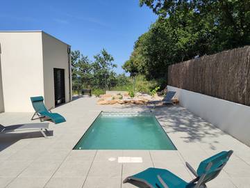 Gîte pour 2 personnes, avec jardin ainsi que terrasse et piscine à Laroque-des-Albères