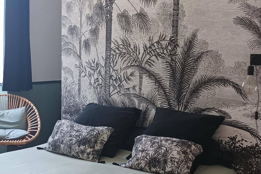Apartamento entero, City center apartment with terrace 5 minutes from all water sports activities in Ganges, Región de Lodève