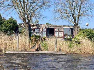 Gîte pour 2 personnes, avec terrasse et jardin dans Frise