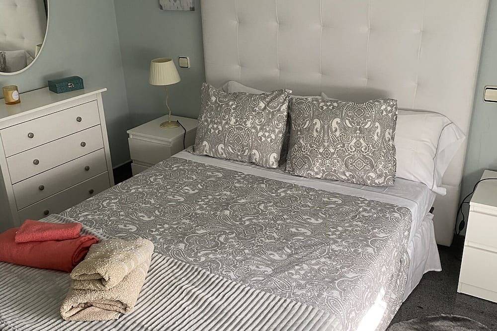 Villa Bimba con piscina , barbacoa y jardín de 6.000 m3 in Caldas de Reyes, Provincia de Pontevedra