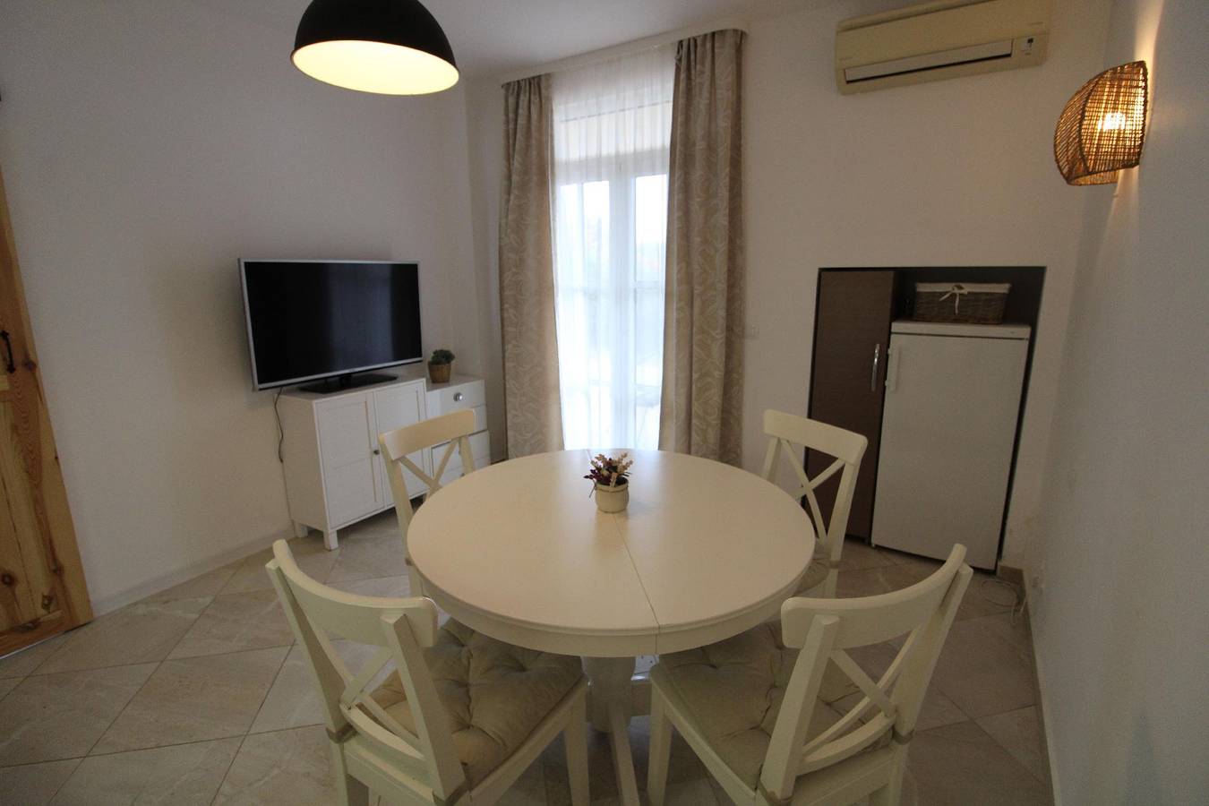 Ganze Ferienwohnung, Menada Wohnung mit zwei Schlafzimmern in Chernomorets, Oblast Burgas