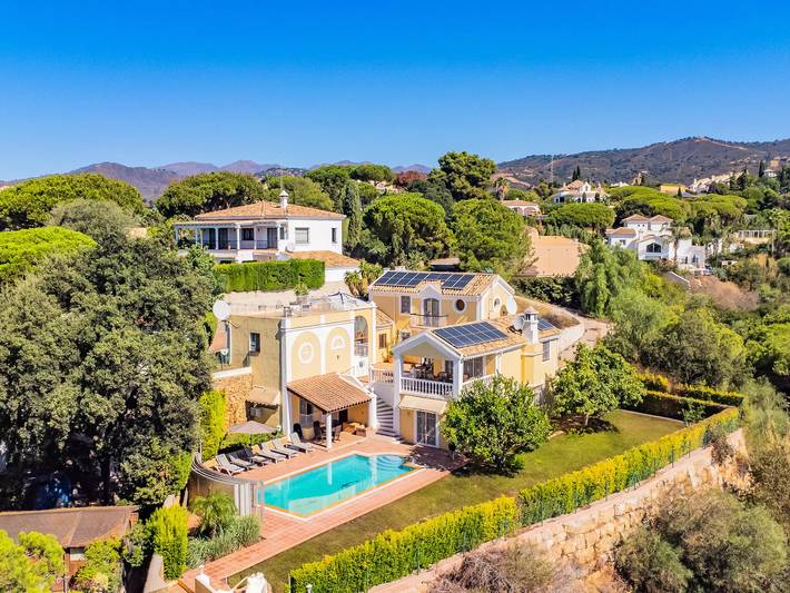 Chalet para 12 personas, con jardín en Elviria