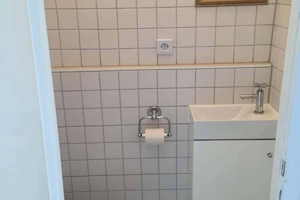 Ganze Wohnung, Schöne Doppelhaushälfte mit Terrasse in Stuhr, Naturpark Wildeshauser Geest