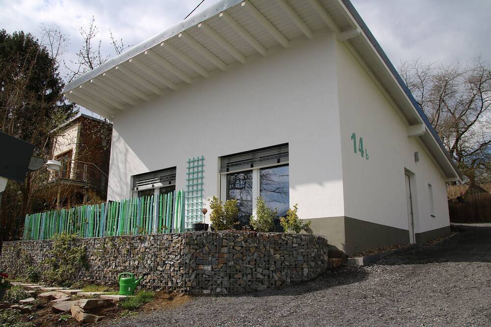 Ferienhaus \"Sonnenhang\" für 4 Personen Mosel - Löf Wanderurlaub in Burg Eltz, Löf