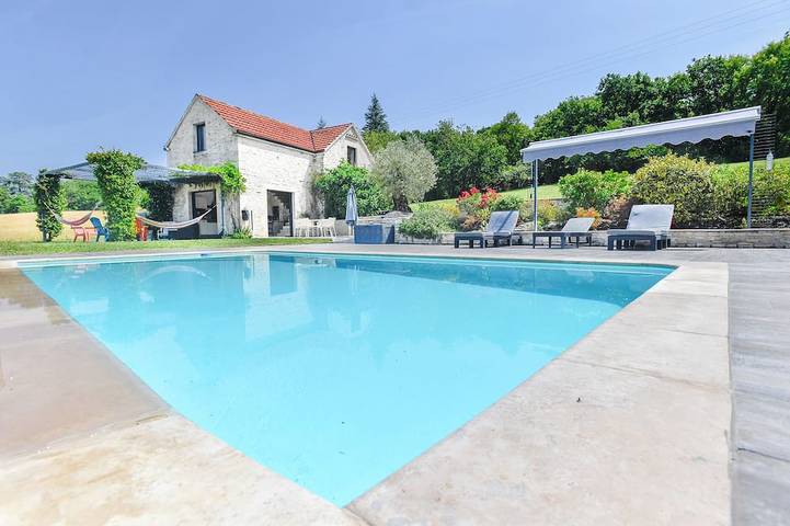 Gîte pour 4 personnes, avec balcon, animaux acceptés à Saint-Médard