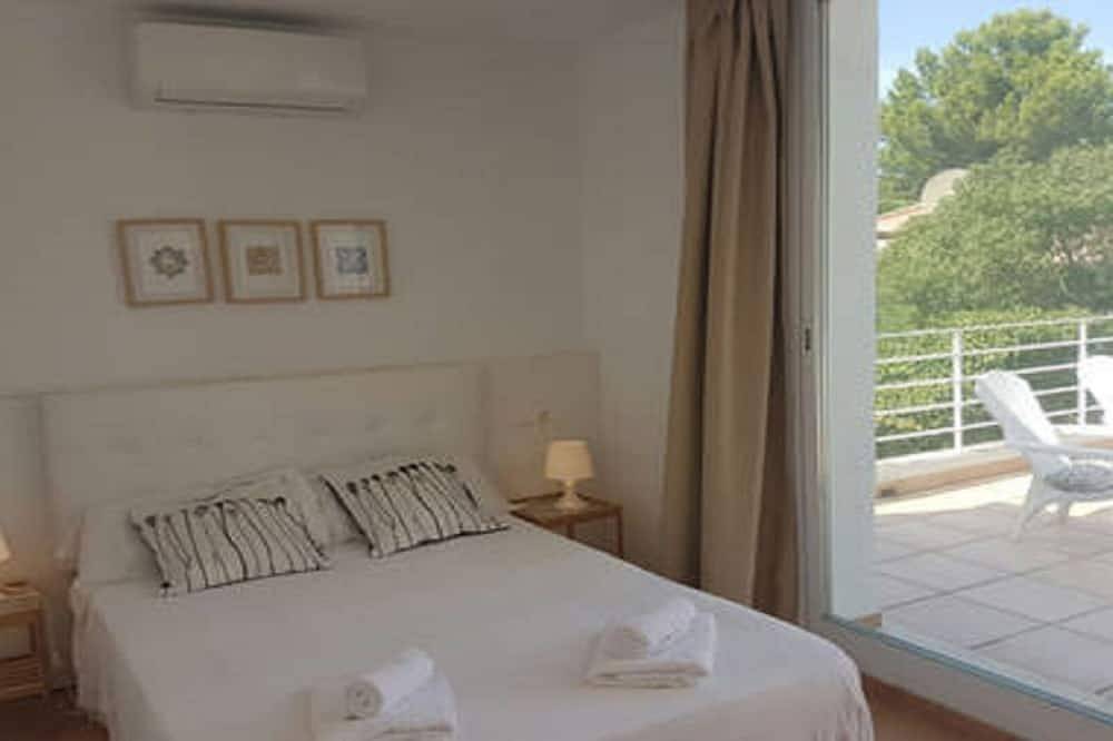 Perfekte Lage am legendären Hafen Port Adriano in Santa Ponsa, Calvià