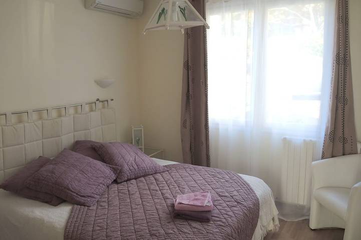 Location de vacances pour 10 personnes, avec jardin ainsi que piscine et balcon à Prades - 3