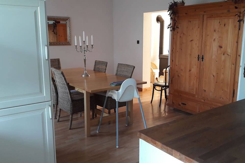 Ganze Wohnung, Ferienwohnung am Theo Carlen Platz in Ormesheim, Mandelbachtal
