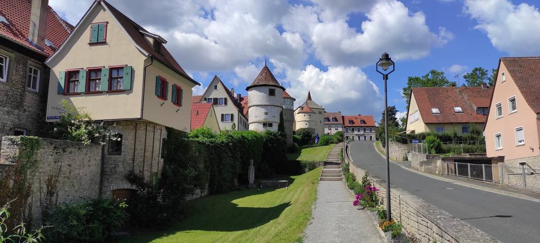 Ferienwohnung für 4 Personen, mit Balkon und Balkon/Terrasse sowie Terrasse und Garten in Fränkisches Weinland - 4