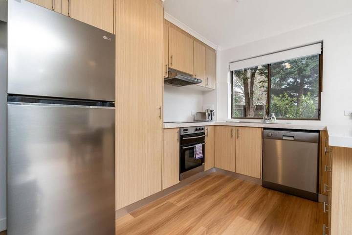 Gîte pour 4 personnes, avec jardin et balcon ainsi que piscine et vue dans Kingston - 2