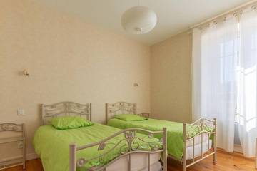 Location De Vacances pour 6 Personnes dans Chambon-sur-Lac, Région de Besse-et-Saint-Anastaise, Photo 3