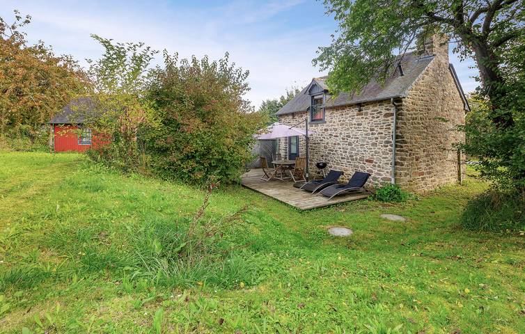 Location de vacances pour 2 personnes, avec Terrasse et Jardin à Mont-Dol
