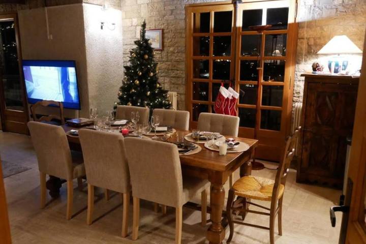 Chalet pour 12 personnes, avec terrasse et jardin - 1