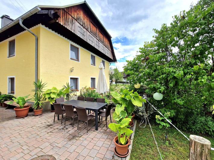 Ferienwohnung für 4 Personen, mit Terrasse und Garten in Klagenfurt-Land