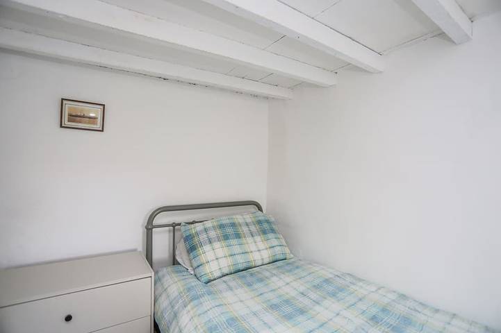 4 Ty Person, family friendly, country holiday cottage in Bethesda in Snowdonia