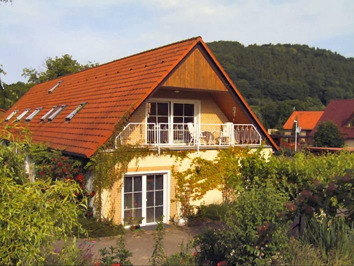 Ferienwohnung für 5 Personen, mit Balkon und Garten sowie Ausblick in Sangerhausen