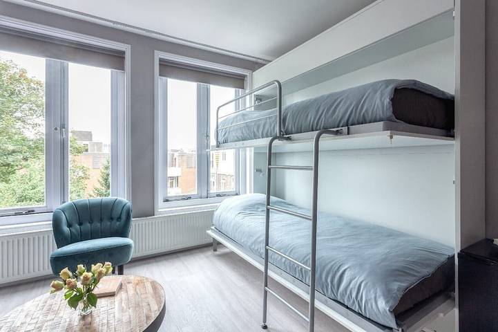 Appartement entier, Spacious 2-4p Family Stay Haarlem, 10 min walk Centre, Easy Train to Amsterdam in Haarlem, Mer du Nord Pays-Bas