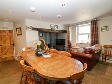 Holiday Home for 10 People in North-Wales, Gwynedd, Photo 4