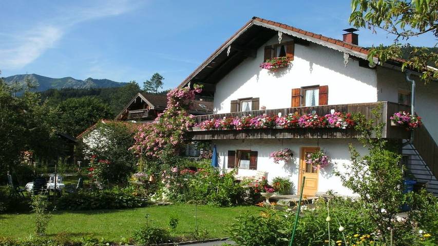 Ferienwohnung für 4 Personen, mit Garten in Fischbachau
