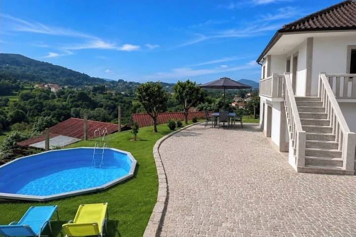 Location de vacances pour 8 personnes, animaux acceptés dans Refóios do Lima
