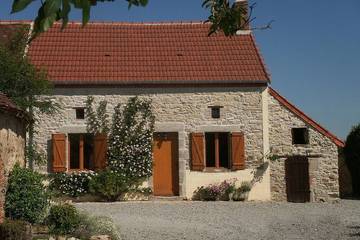 Agriturismo pour 8 personnes, avec jardin à Viersat