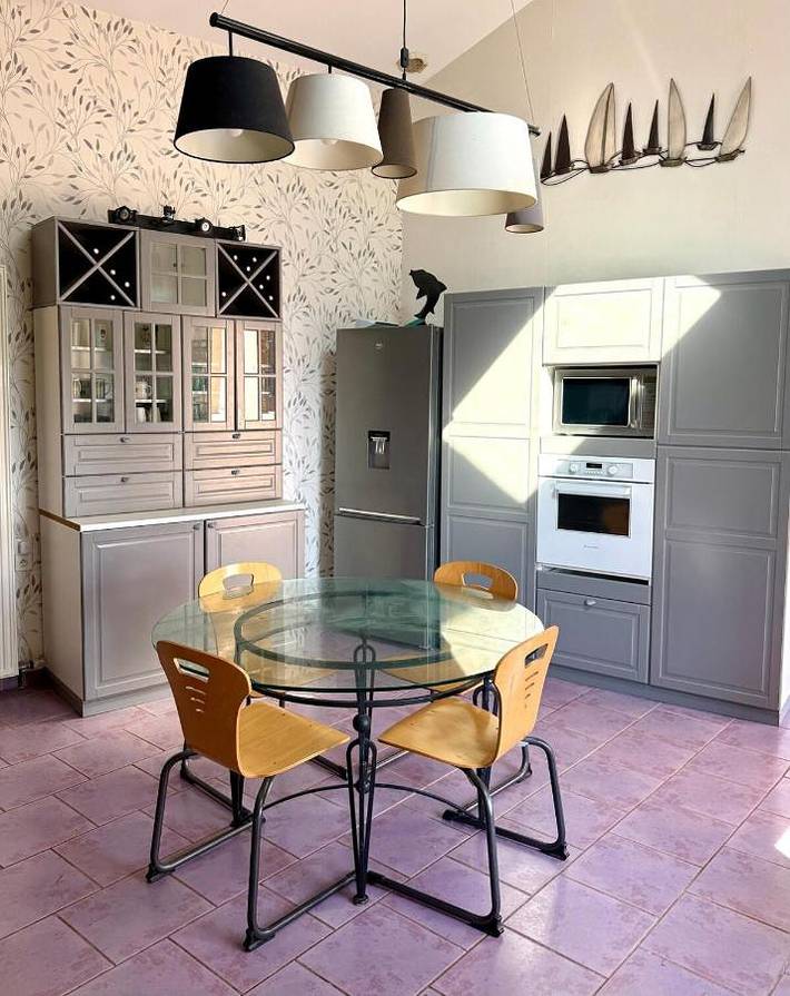 Location de vacances pour 4 personnes, avec vue et balcon à Bully - 3