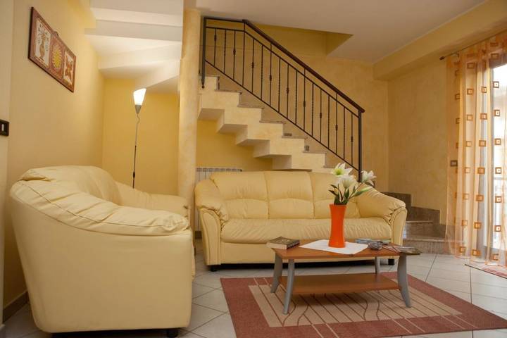 B&b per 10 persone, con Balcone e Terrazza nonché Panorama a Linguaglossa