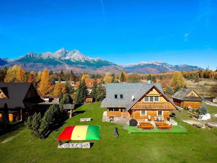 Apartament wakacyjny dla 18 osób, z Balkon i Taras oraz Ogród i Widok w Tatrzańska Łomnica