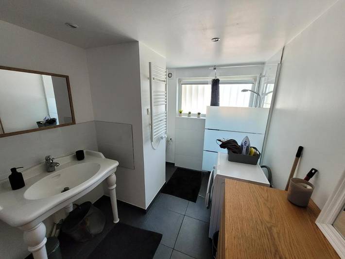 Gîte pour 3 personnes, avec piscine ainsi que jardin et terrasse à Saint-Féliu-d'Avall - 2