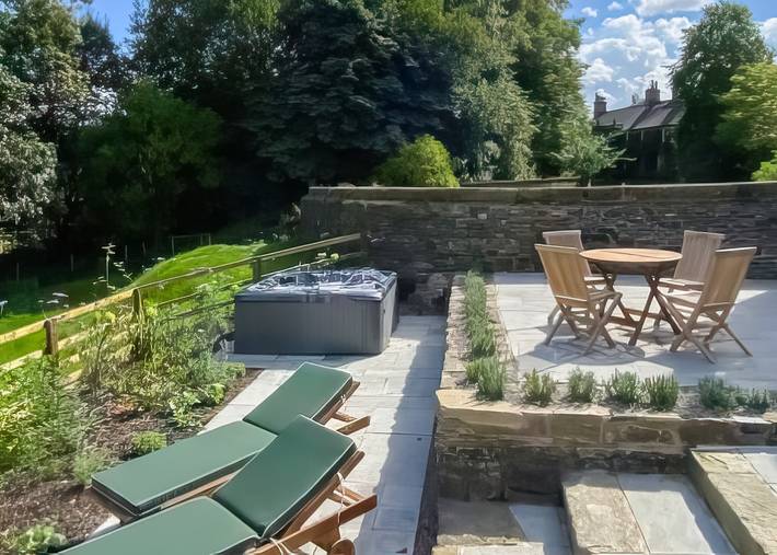 Log cabin for 2 people in Ribble Valley