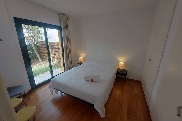 Villa in Strandnähe mit privatem Pool und unbegrenztem WLAN. in l'Escala, Oberampurien
