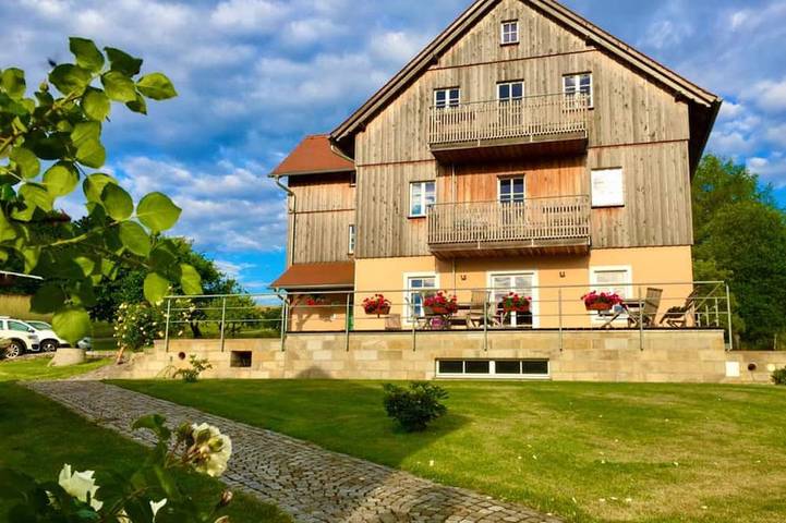 Ferienwohnung für 4 Personen, mit Sauna und Garten in Hinterhermsdorf